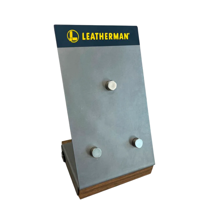 Подставка для мультитула LEATHERMAN с фиксацией на магнитах 370671